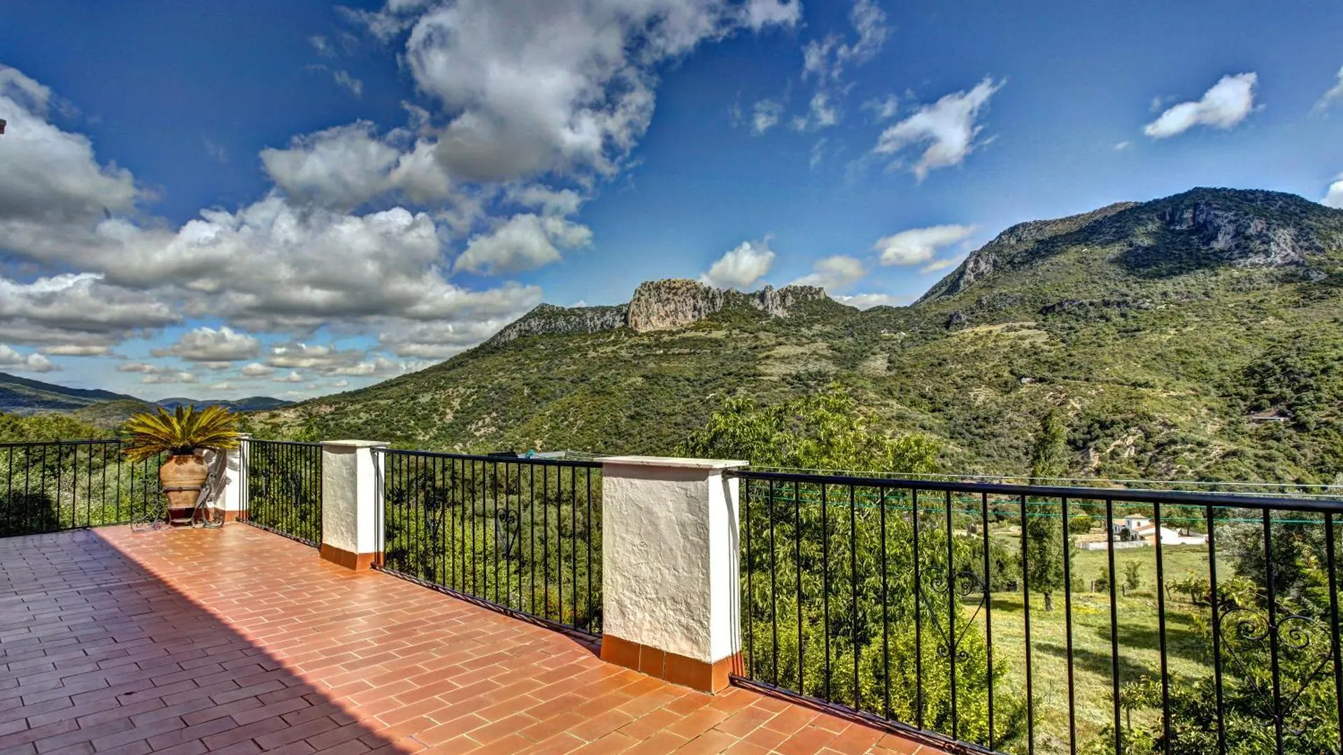 Casa Rural La Fresneda Ubrique 0*,
